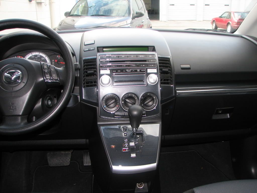 mazda5pics002.jpg