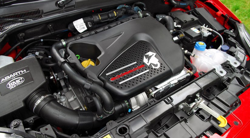6FiatGrandePuntoAbarth.jpg