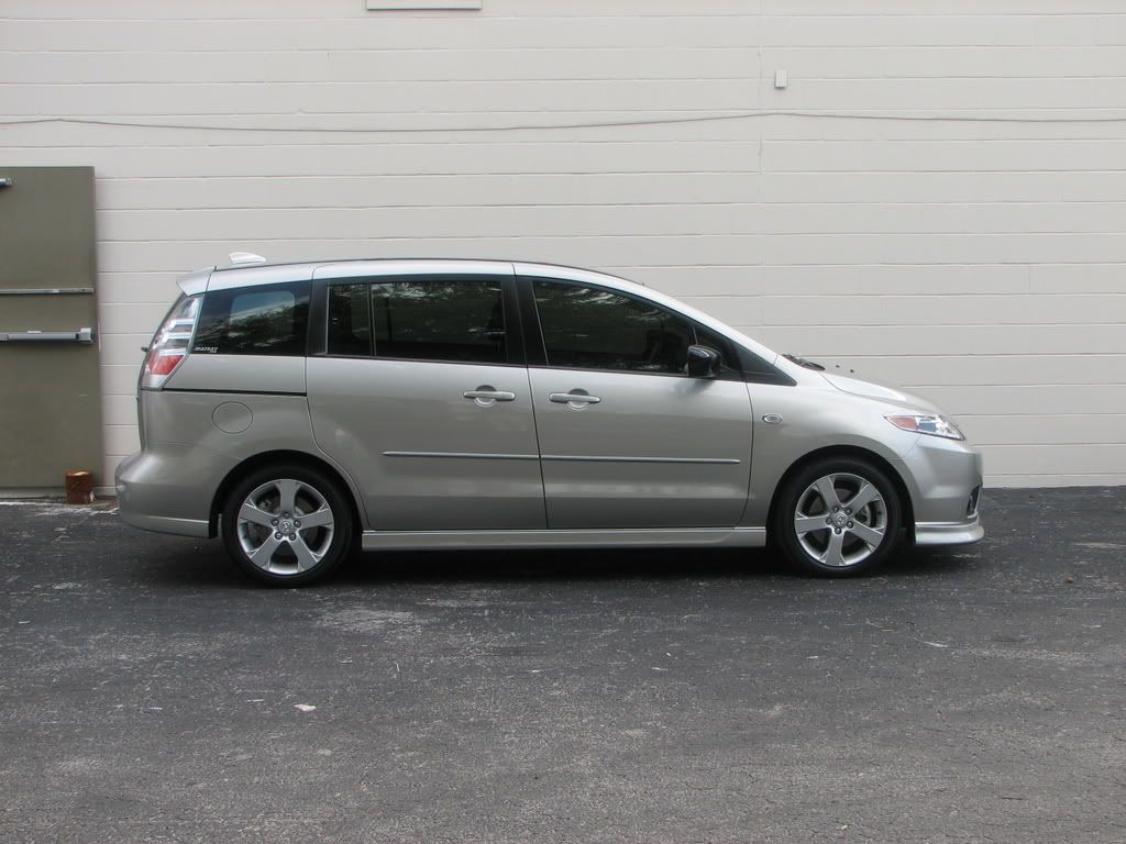 mazda5pics006.jpg