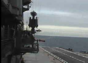 88OQe7V.gif