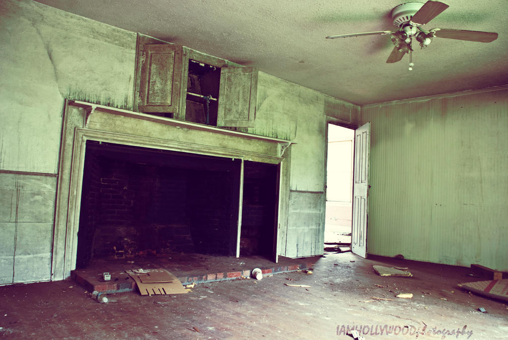 Home_is_Where____by_Johnny23xx.jpg