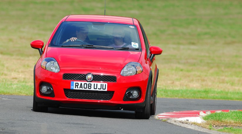 1FiatGrandePuntoAbarth.jpg