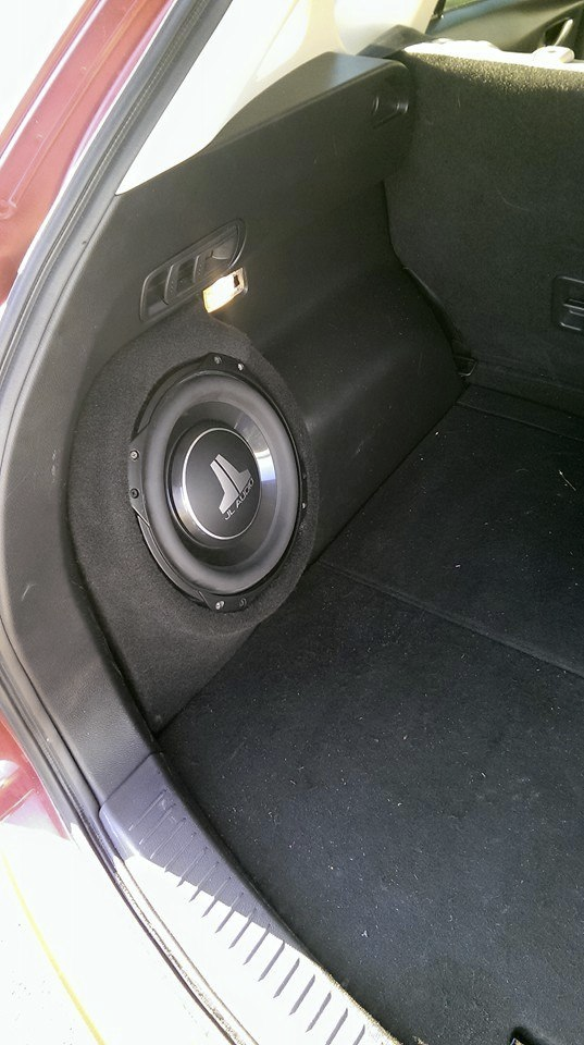 Custom Box 10" JL Audio Sub | Mazdas247