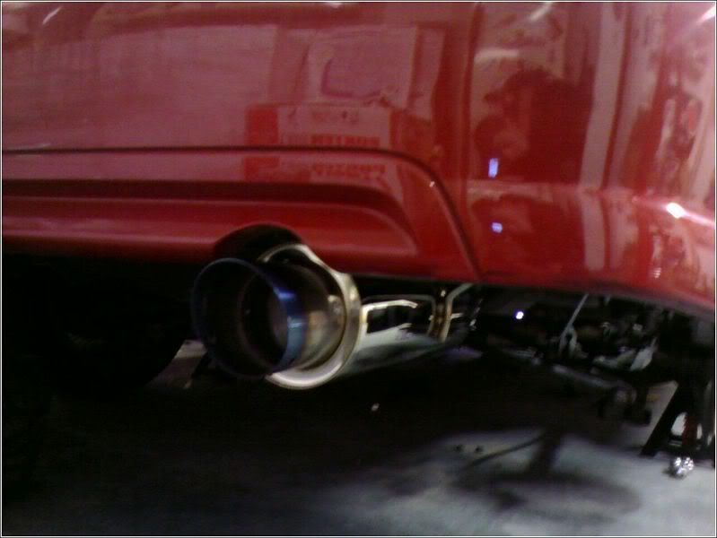 exhaustinstalled.jpg