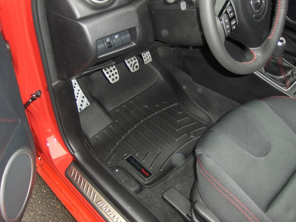 Mazdaspeed3weathertech005.jpg