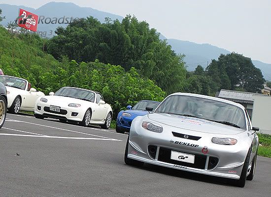 GT_Roadster_Main_20080720g.jpg