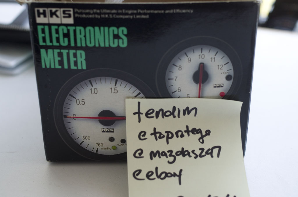 HKS_box.jpg