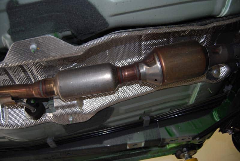 Mazda-2-cat-resonator.jpg