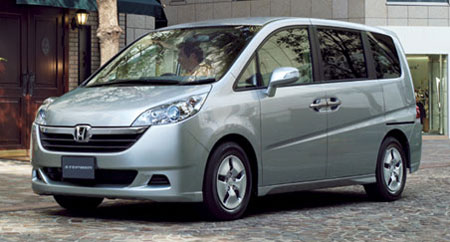 Honda_StepWGN_1.jpg