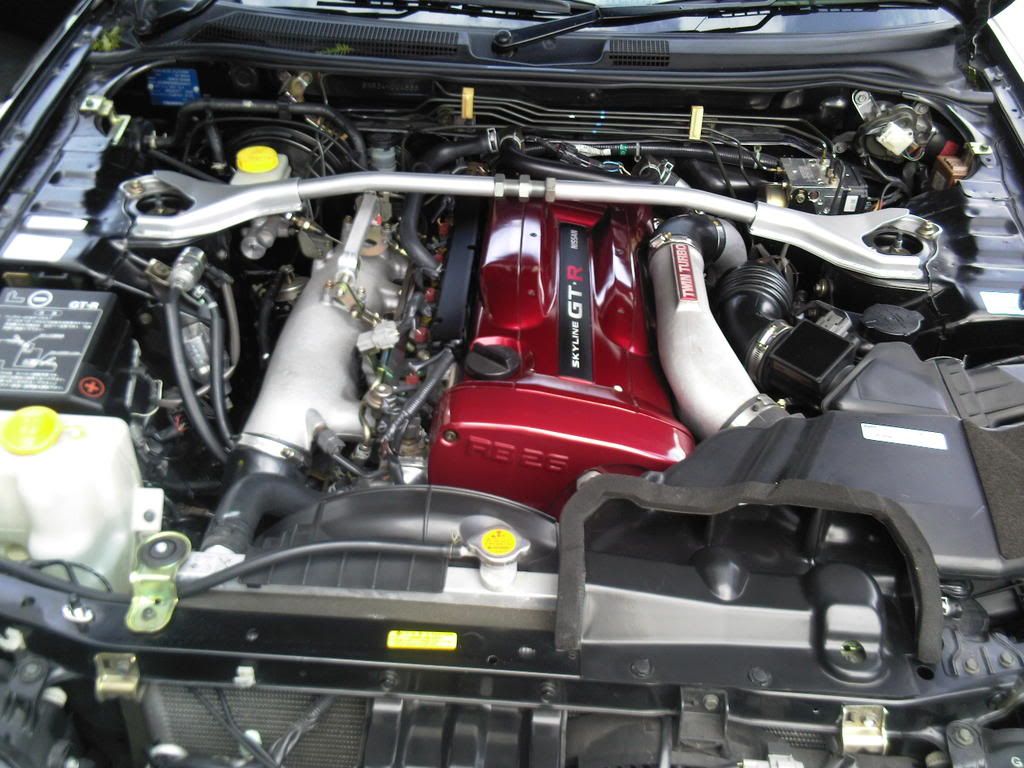 SkylineEnginebay.jpg