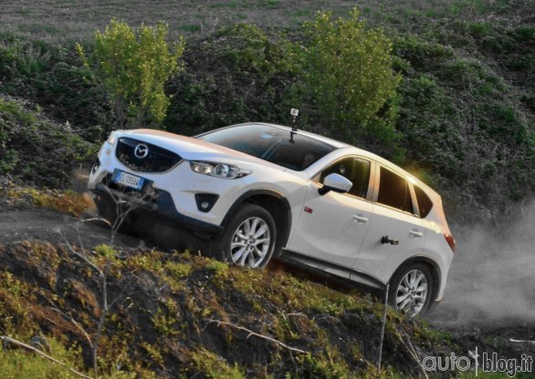MazdaCX5offroad04.jpg