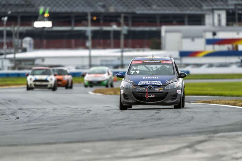 turn5-daytona.jpg
