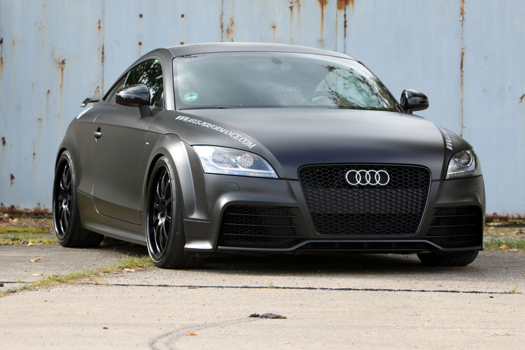 2-AVUS-Audi-TT-RS.jpg