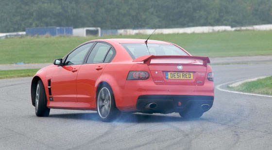 vauxhallvxr8sup_5_560.jpg