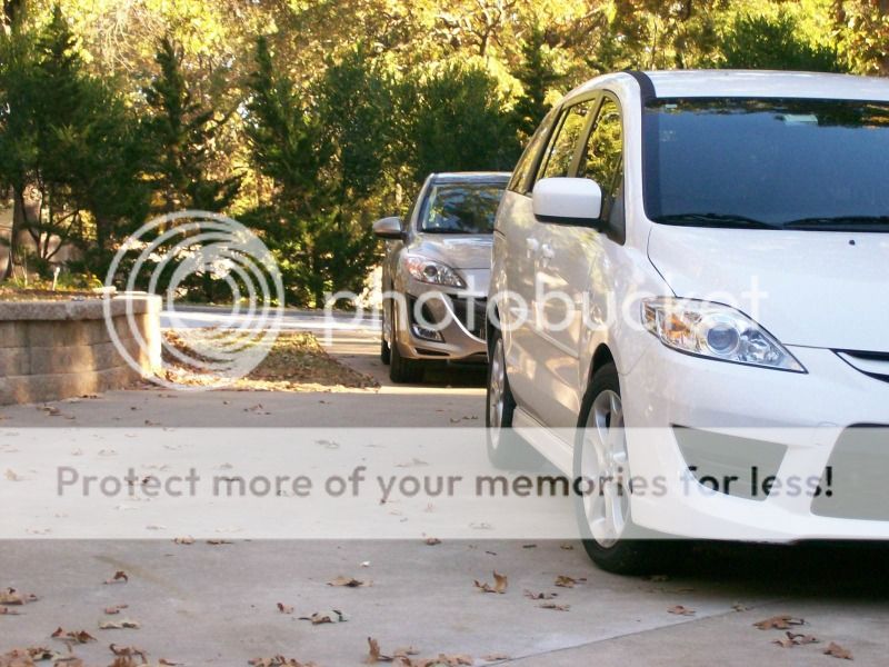 Mazda5and3lineup.jpg