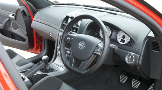 vauxhallvxr8sup_6_560.jpg