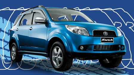 Toyota_Rush_LWB_1.jpg