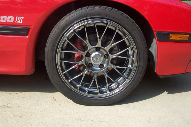 red_car_wheel.jpg