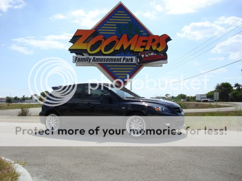 zoomers.jpg