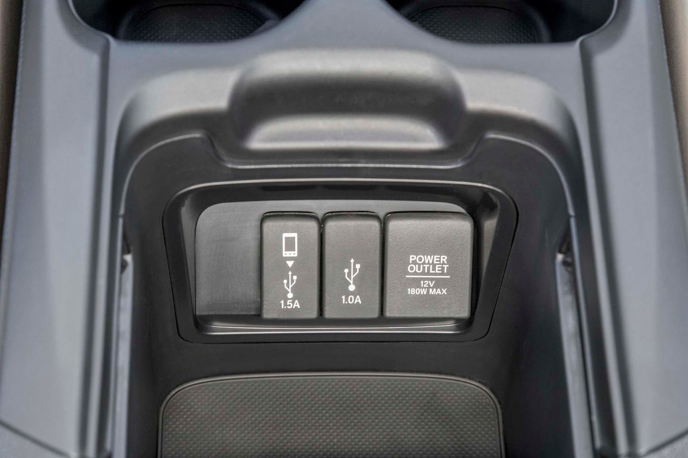 2017-Honda-CR-V-USB-ports.jpg