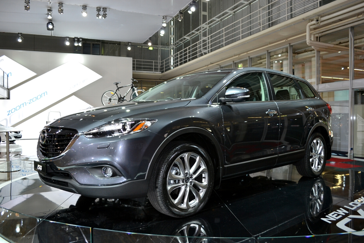 2012-AIMS-Mazda-CX-9-photo-2.jpg